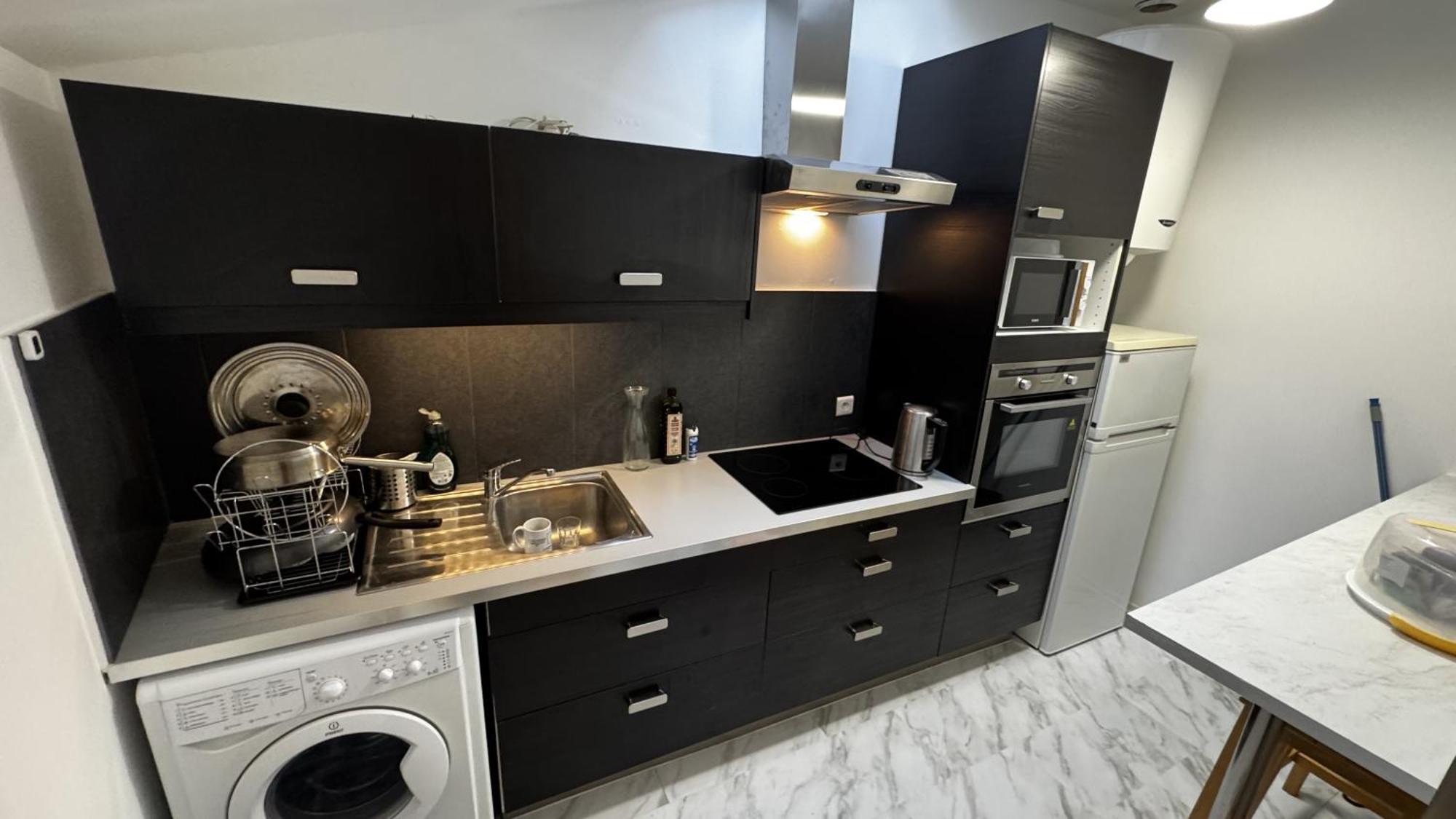 Apartment Villeurbanne Rom bilde